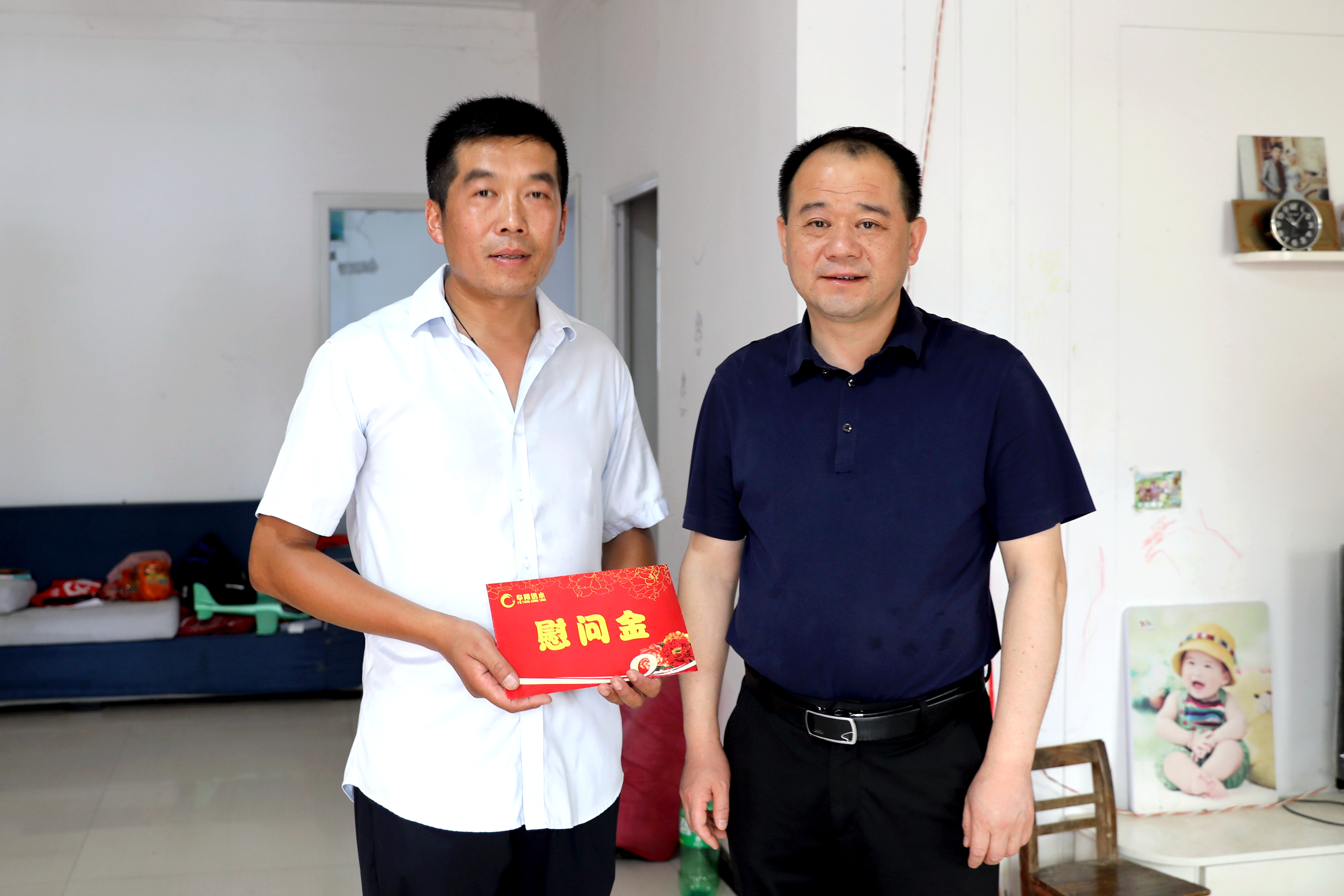 “七一”慰問暖人心 真摯關懷傳黨情